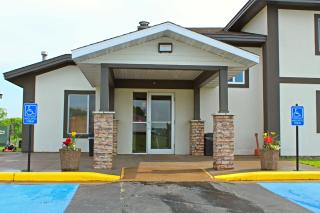 Days Inn by Wyndham West-Eau Claire - 5