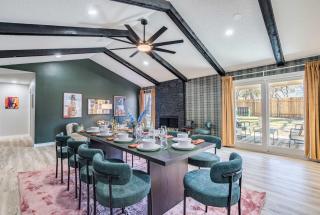 Rockstar Home - Jam Garage Theater & Music Room - 2