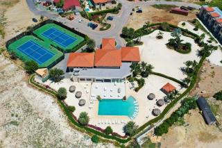 NICE HOUSE WITH PRIVATE POOL IN GOLD COAST - 2