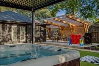 Onyx & Oak - Hot Tub & Backyard Oasis East Austin - 7