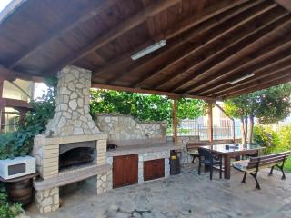 Zenith Guest House - 8