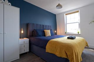 The Golden Harbour | Luxury Apartment - 9