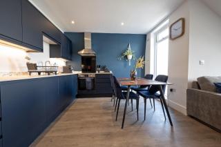 The Navy House | Luxury Family Apartment - 9