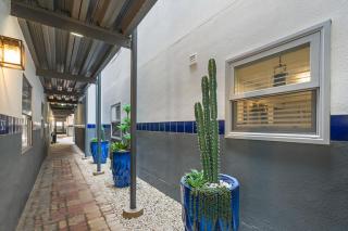Spacious 3BR Retreat in Austin Pool Access - 6