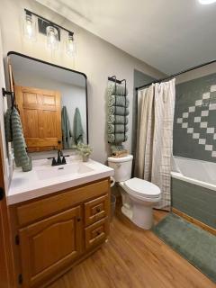 Honey Ridge Forest Retreat - 1
