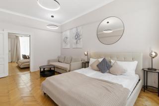 2-BR Apartment - 10min to Metro U6 - Central - 5
