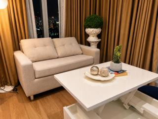 Spacious Luxury Studio Condo Hotel - Aeon Towers - Abreeza - Near SM Lanang and Airport - City Center - Premium Amenities - Fast WIFI - Davao City - 1