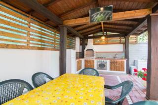 Casamare 5 adulti 2 camere 2 Bagni Piano terra Piscina idromassaggio - 7