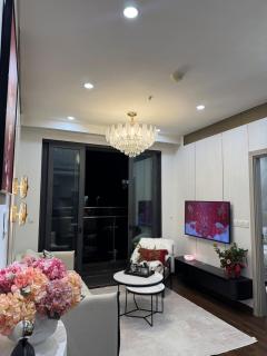 2-bedroom apartment, high floor, open view, new, luxury, Vinhomes Smart CIty Tây Mỗ - 1