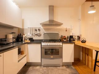 Bright 2BR condo with Stunning Patio in Escandon - 4