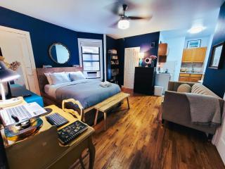 NYC Studio Long Stays Near Columbia Presby - 0