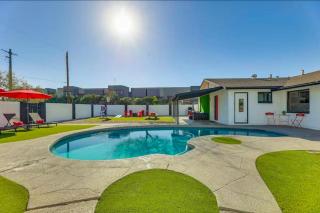 Desert Retreat w/ Pool Near Dtwn Tempe & ASU - 9