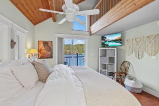 Echo Bay Lodge in Harrison, ID - 3