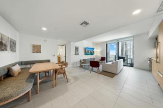 Modern 2BR at Natiivo - High Floor - Rooftop Pool - Downtown - 0