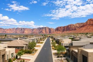 Ivins Home | Private Pool, RV Garage, Red Rocks! - 2