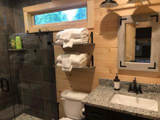 Red River Gorge Broken Horse Luxury Hot tub Wi-Fi - 2