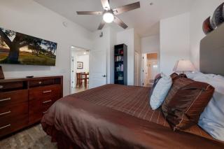 Pool and Hot Tub- River Walk, 2 BR 2 BA - 7
