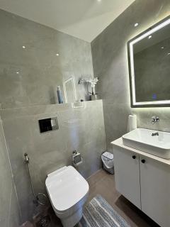 Solaris Lux Osu Apt-15 Mins from Airport - 4