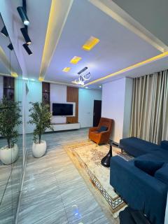 3CUS Luxury Residence with 24hr Power Located in Central Abuja - 8