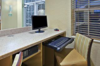 TownePlace Suites by Marriott Brookfield - 5