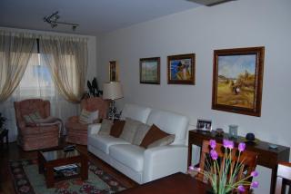 Apartment with 3 bedrooms, 2 bathrooms, garage, and Wi-Fi - 6