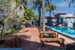 Boutique Hotel-Style 8-Br Haven in Ferndale - 8