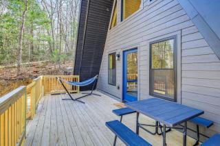 A-Frame Chalet w Mountain Views Near Main St - 6