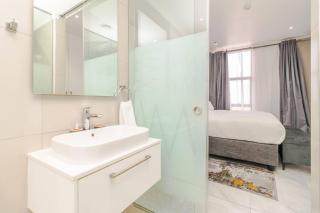 Luxury 2BR at Masingita Towers Sandton - 5