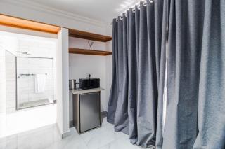 Boutique Hotel-Style Room In Ferndale-C3 - 1