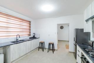 Boutique Hotel-Style Apartment In Ferndale-H8 - 6