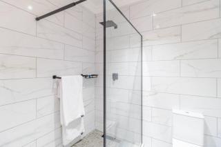 Boutique Hotel-Style Room In Ferndale-A1 - 7