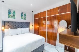 Boutique Hotel-Style Room In Ferndale-A1 - 2