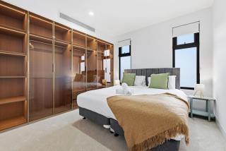 Domi Rentals - The Cheltenham Southland House - 4