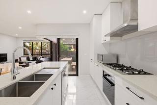 Domi Rentals - The Ormond House - 4