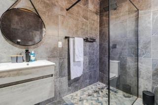 Boutique Hotel-Style Apartment In Ferndale-F6 - 2