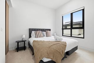 Domi Rentals - The Cheltenham Southland House - 4