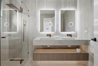 Domi Rentals - The Cheltenham Southland House - 5