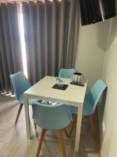 Villa B Suites and Rooms - 3