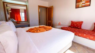 Intouriste Hotel & Suites - 5