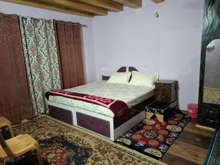 Zanskar Homestay and Camping - 0