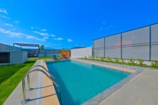 Villa with Jacuzzi for Honeymoon and Vacation block E - 5