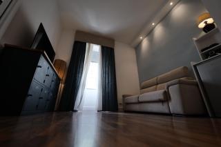 Wake up in Naples City Center 4 Guests - 6