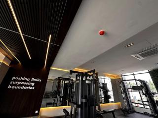 Stylish 1Bedroom, 1 Bathroom Duplex,Airport West - 2