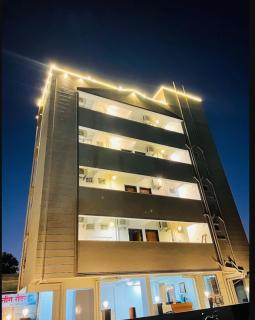 ishwari heights lodging - 0