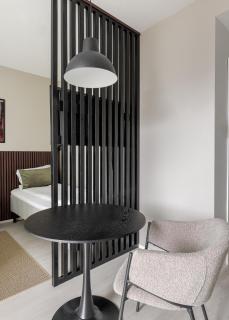 Calm Design Studio with Balcony & Parking - 8
