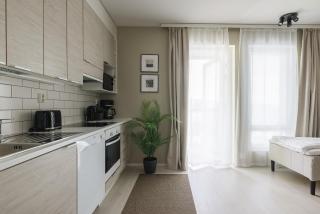 Calm Design Studio with Balcony & Parking - 3