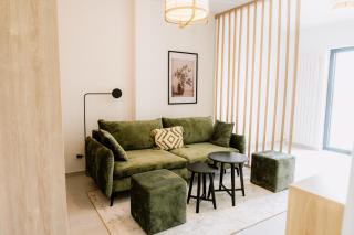 Oakville House - 2