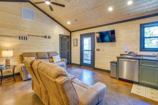 Family & Pet Friendly! Murray Cabin w/ Lake Access - 9