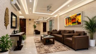 Hotel Urban Luxury by JMD Group - 3