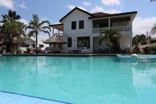 Villa Dahl Beach Resort - 1